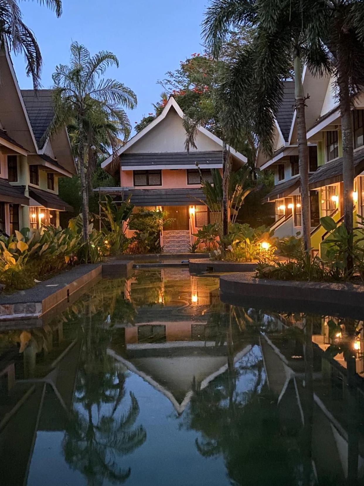 Lido Shores Resort Sariaya Exterior photo